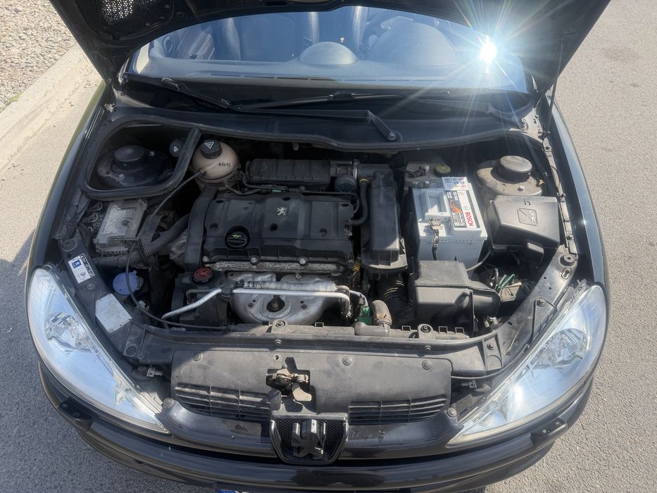 Peugeot 206 1.6 бензин