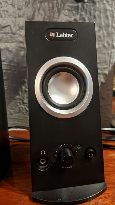 Colunas Estéreo Labtec