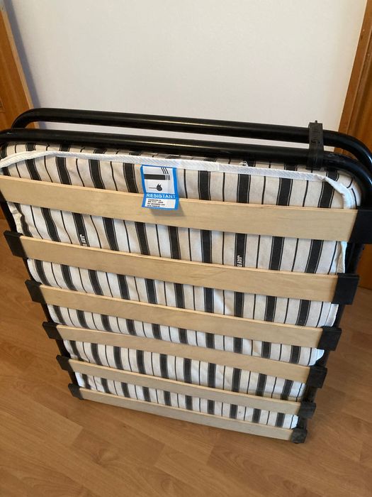 Cama de armar c/ colchão