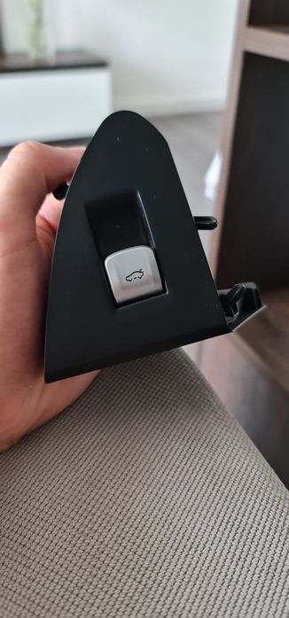 Bmw g11 g12 кнопка відкриття багажника з корпусом, ідеал