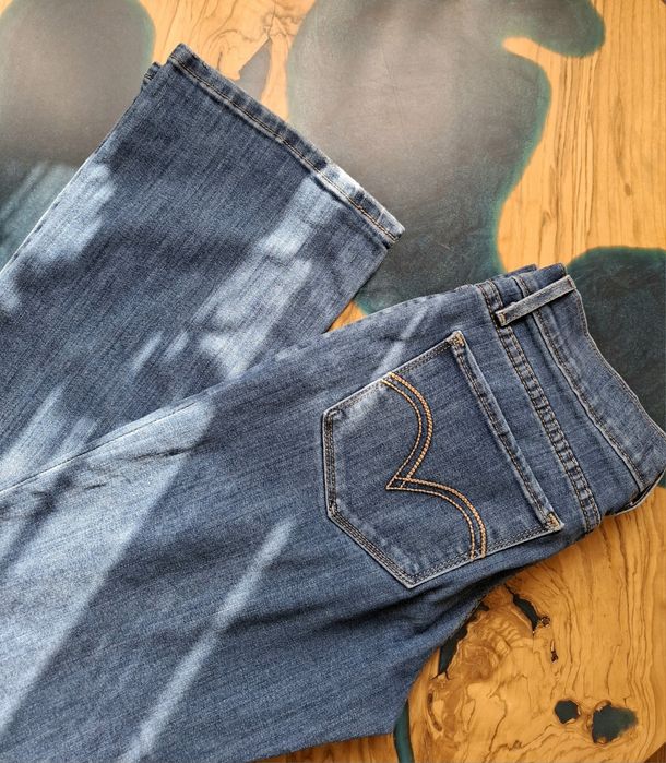 Джинси Levi's 524