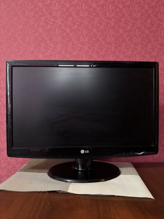 Монітор LG FLATRON W2343S (Монитор)