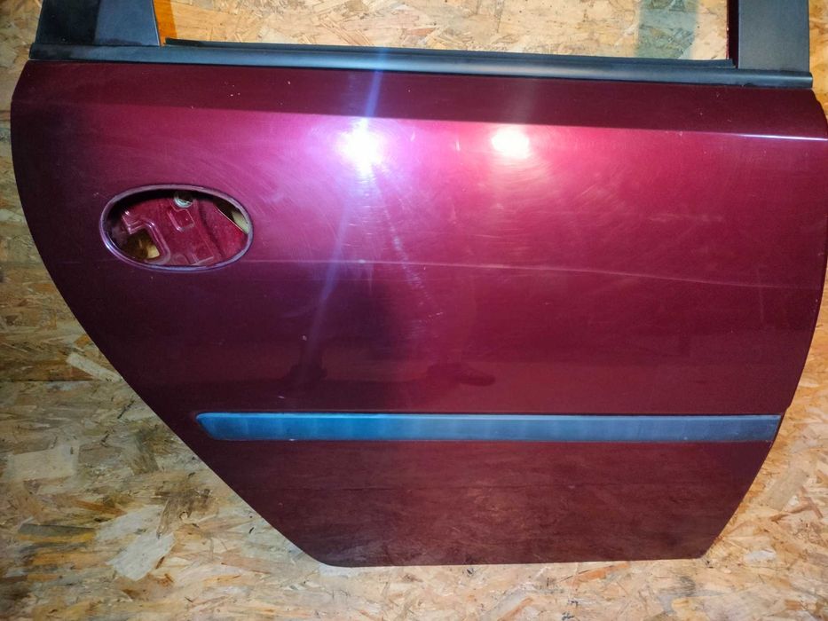 opel meriva a drzwi prawy tył z 594