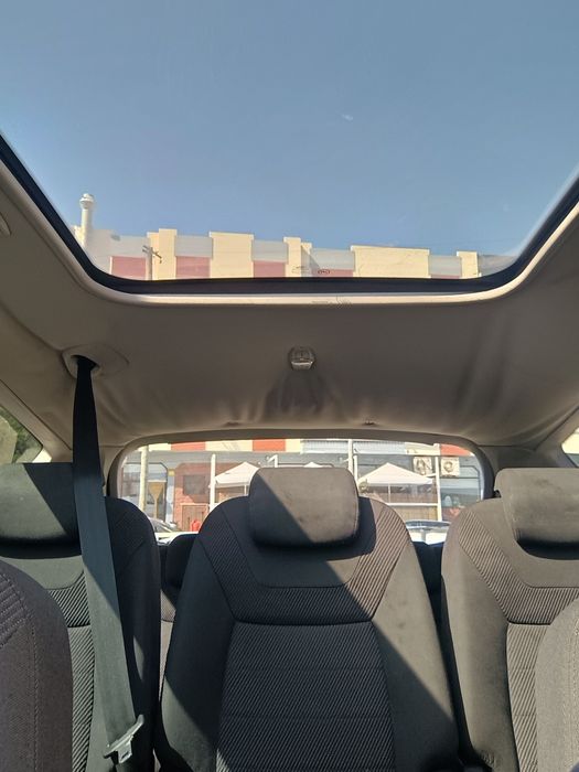 Ford S-Max 2.2 TDCI com 7 lugares