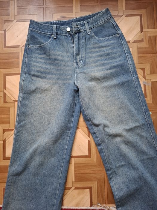 Джинси нові широкі .розмір в описі