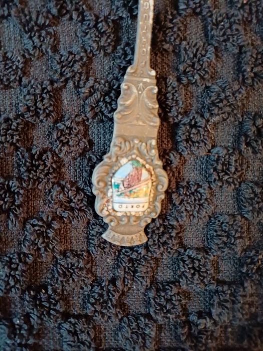 Colher com esmalte da cidade do Porto