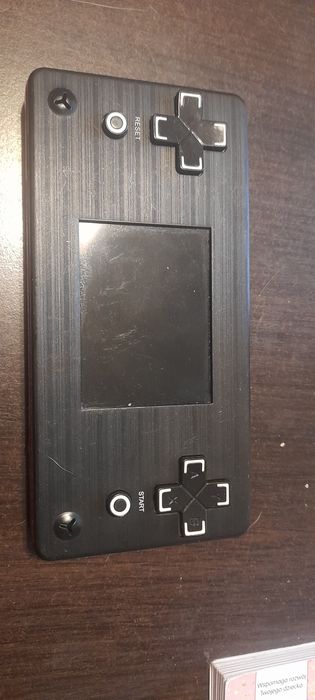 Konsola z 500 grami