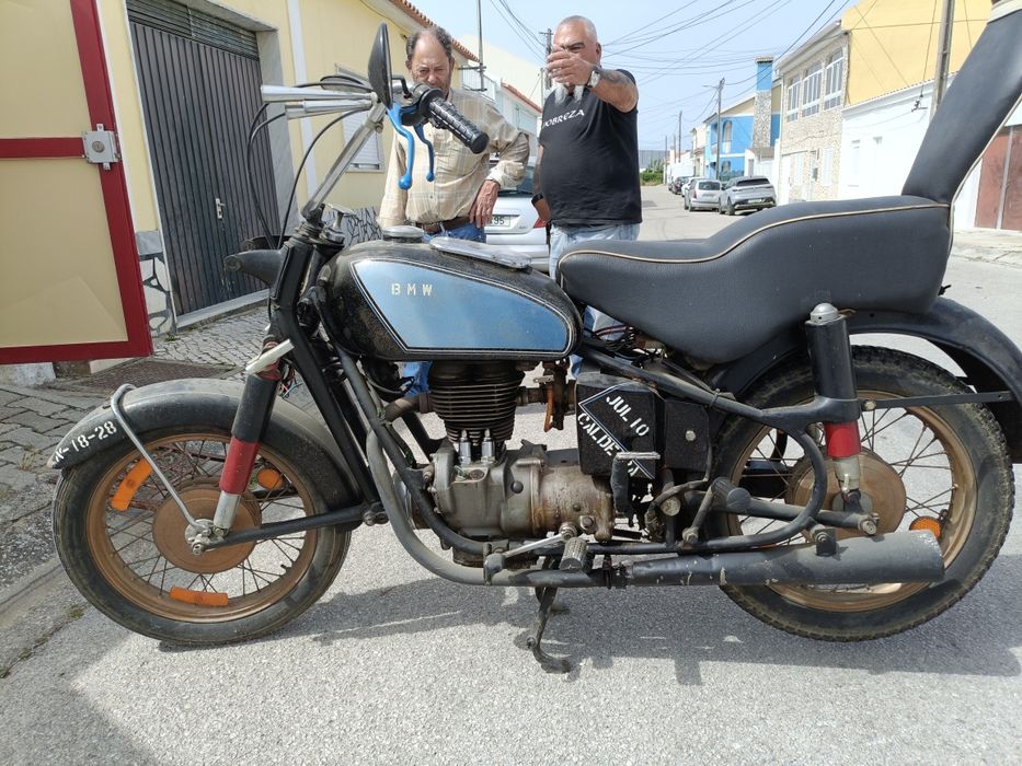 Motociclo BMW R 26