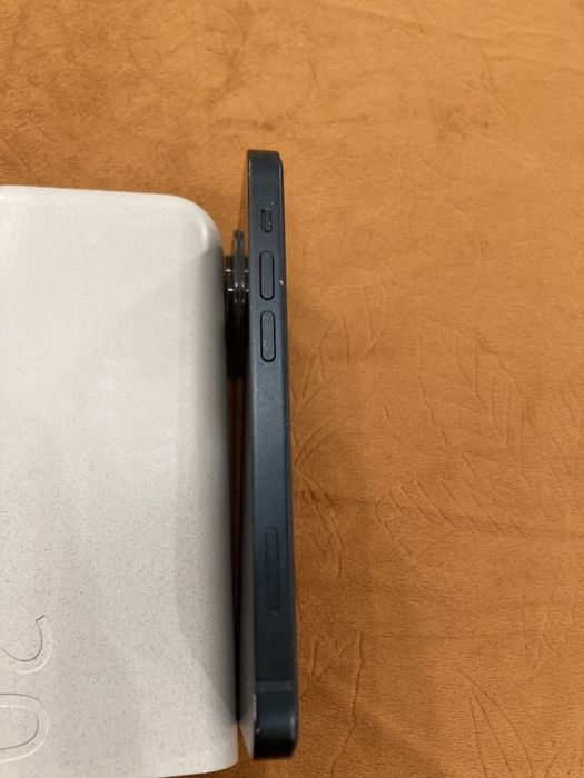 Продам iphone 13 mini