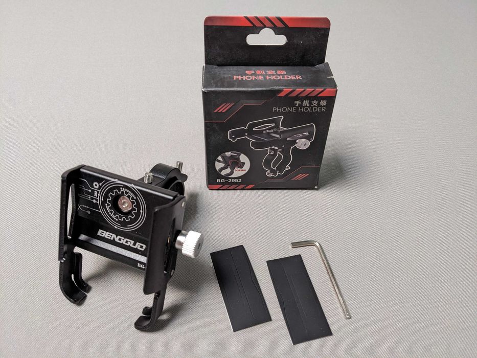 Держатель смартфона на руль мотоцикла, скутера, велосипеда. Алюминий