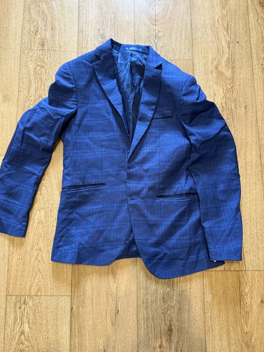 Піджак синій , класний