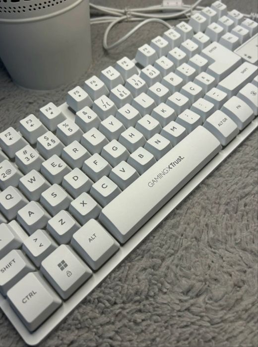 Teclado Gaming Trust RGB