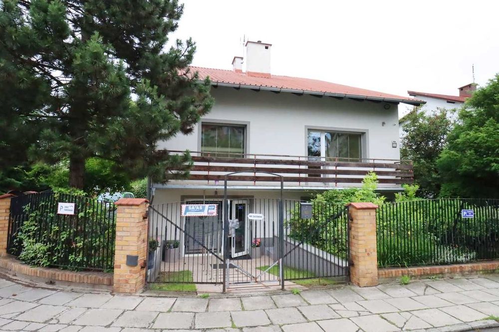 Okazja! Duży dom 180m2 do wynajęcia. Dzielnica Krzyki.