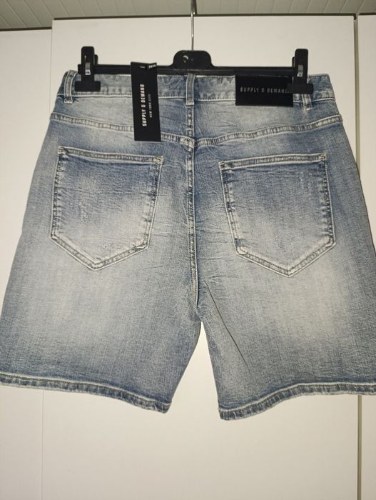 Calções da marca Supply & Demand novos