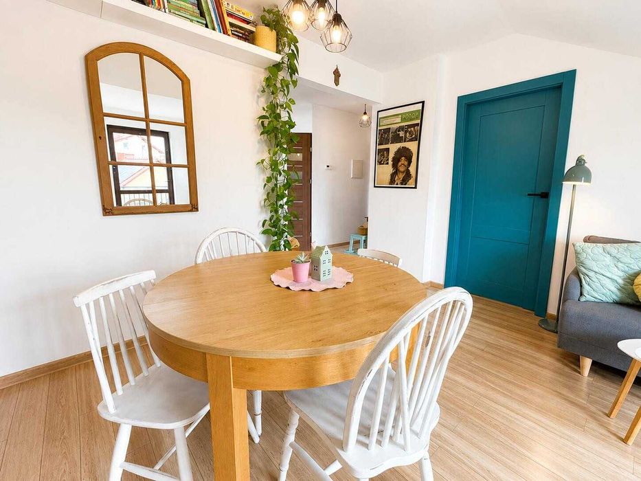 3 pokoje | 2 balkony | ok. 75 m² po podłodze | miejsce postojowe | klimatyzacja