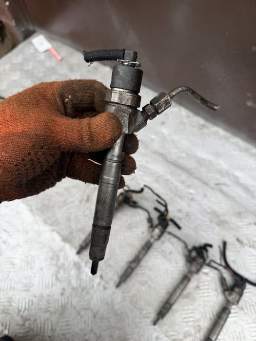 Форсунка 2.7 mercedes ml w163 sprinter jeep cherokee wj