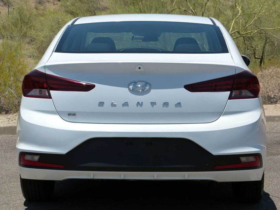 Hyundai Elantra 2020 — авто з США, оригінальний пробіг | від $5 000