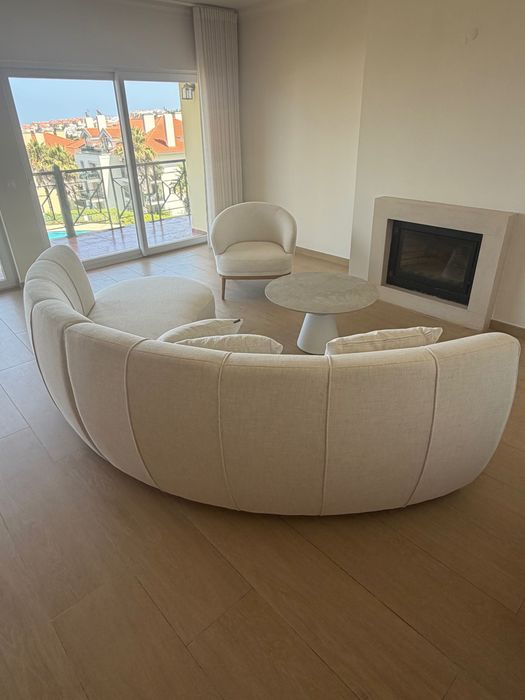 Conjunto Sala Design do site Laskasas: Sofá, Poltrona, Mesa