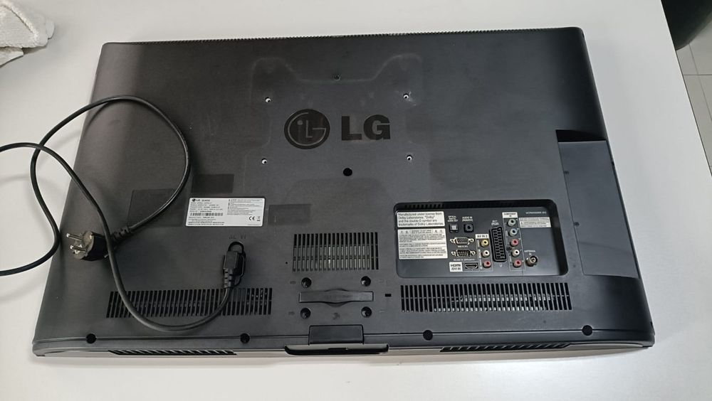 TV LG bom estado