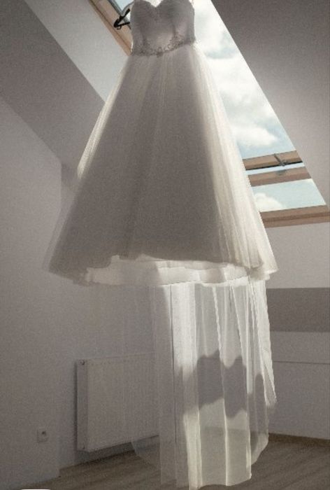 Długi piękny biały welon 250x250