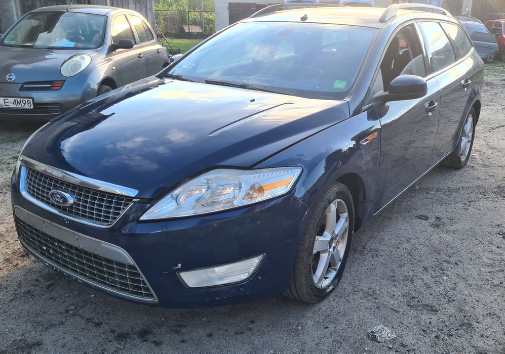 Kompletny przod mondeo mk4 kod lakieru A8