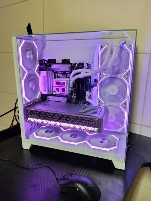 pc gaming - ryzen 5 9600X - RTX 5070 - 32GB - 1TB