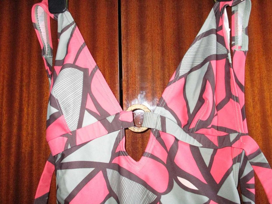 сдельный купальник