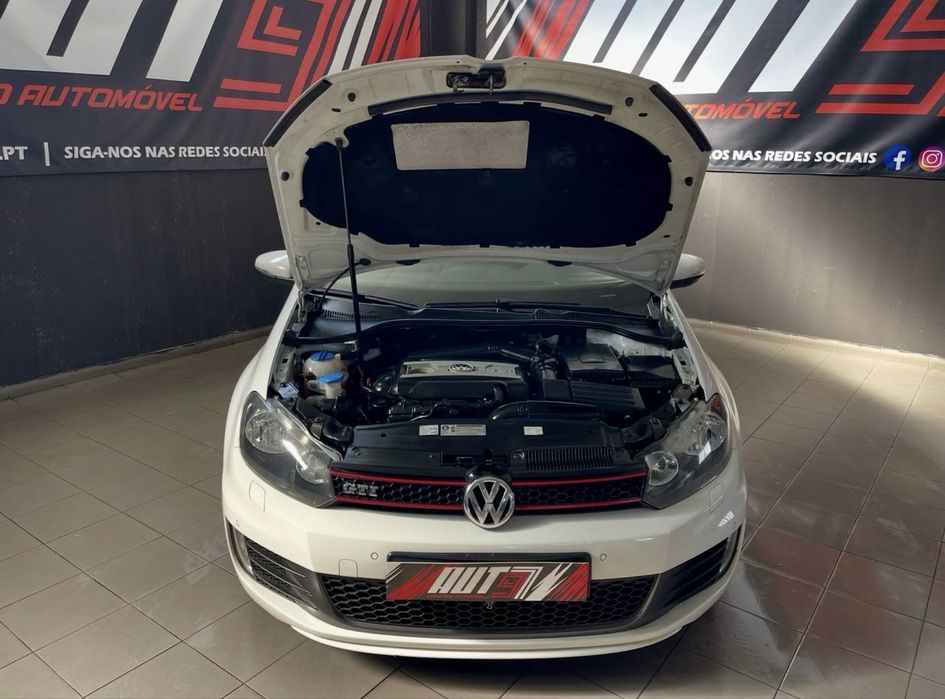 VW Golf VI 2.0 TSI 211CV CX DSG