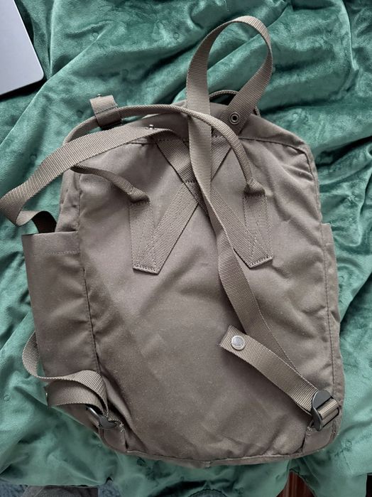 Plecak FJALLRAVEN Kanken Re-kanken 16l dark olive