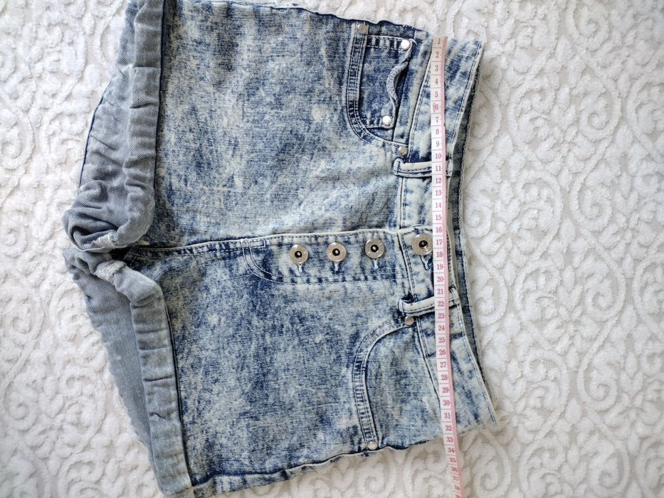 Krótkie spodenki dżinsowe New Yorker XS