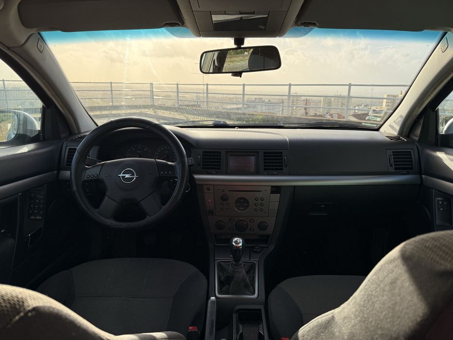 Opel vectra 2.0DTI