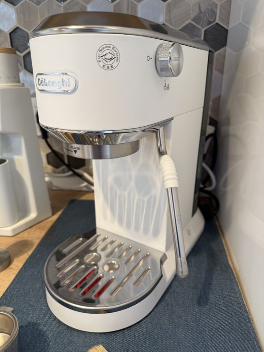Delonghi EC890.WI Еспресо Комплект