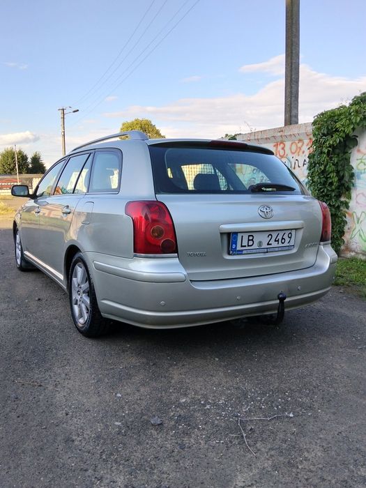 Авто універсал Avensis 2.0 D‑4D для ЗСУ