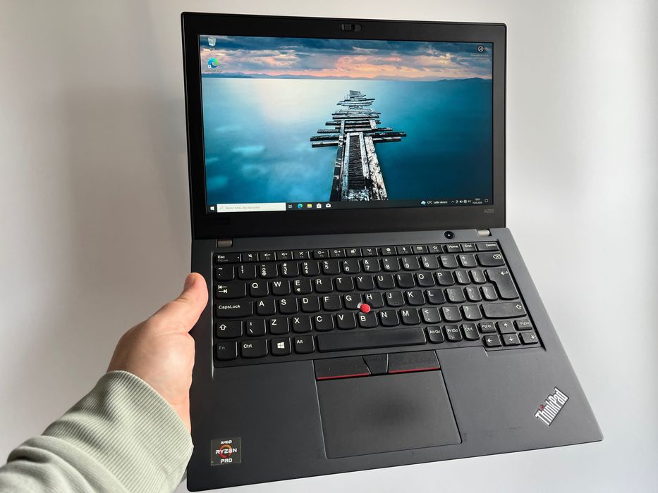 Laptop Lenovo ThinkPad A285 Ryzen 5 Pro 2500U 16/256GB Win10Pro FV23%