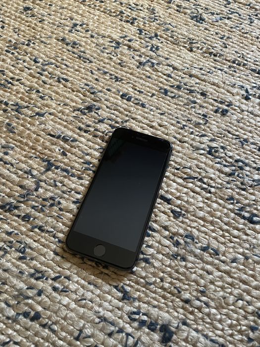 Iphone 8 - auscutador avariado