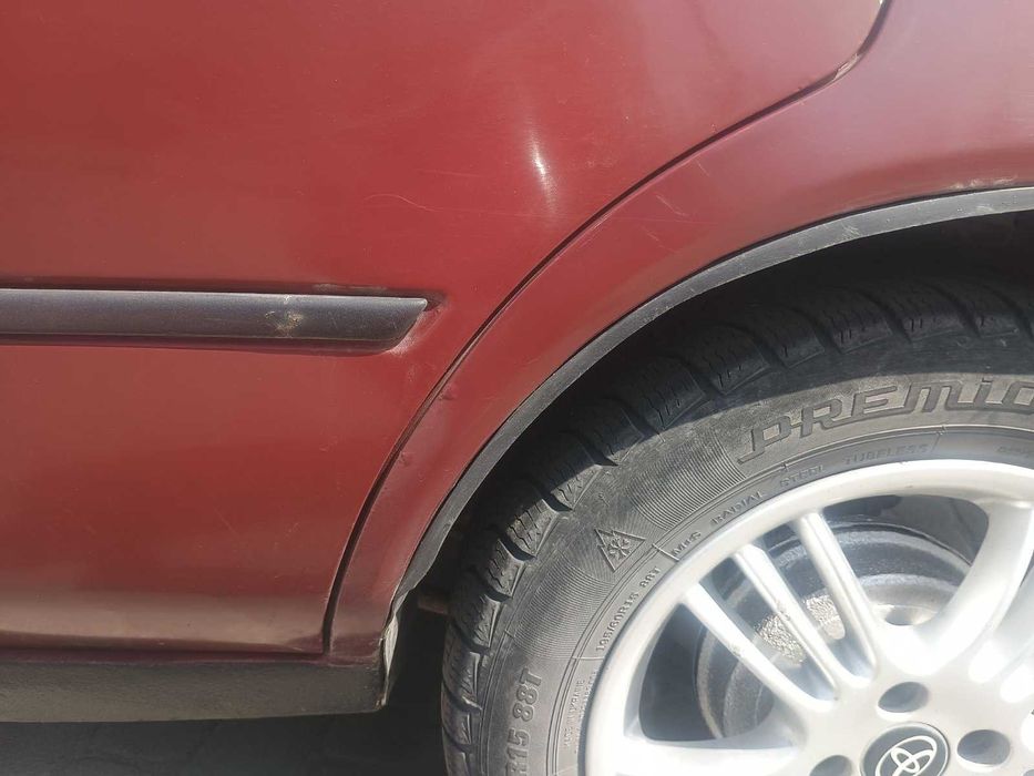 Продам тойоту короллу Е100  1.3XLI 16V 1994 р. в універсалі