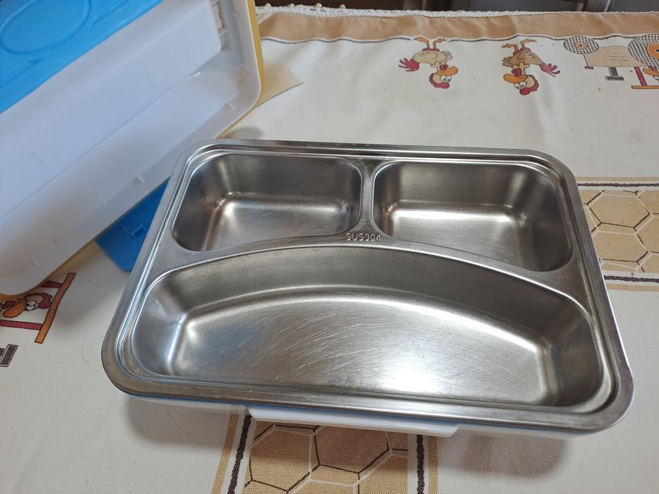 Electric lunch box / thermal container425130259027087361
