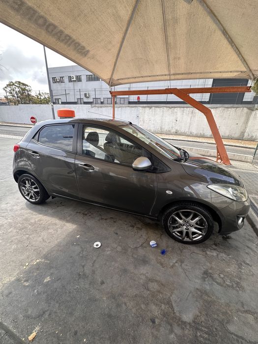 Mazda 2 Advance Navi — 2014