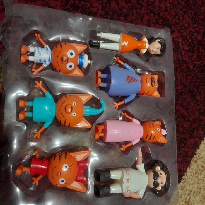 Іграшки три кота сімя