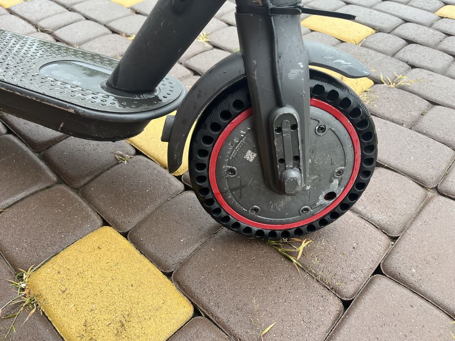 електро самокат Xiomi