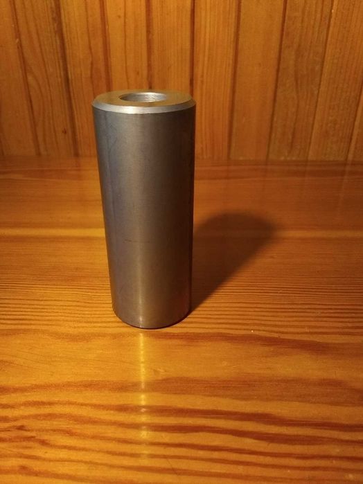 Tuleja metalowa - owalna