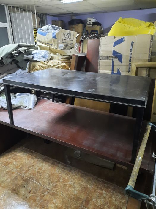 Lote de peles solas moveis entre  outros  artigos