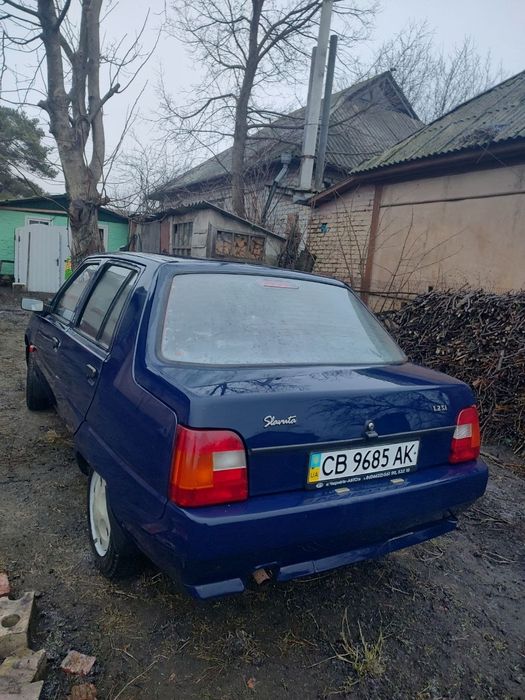 Продам автомобіль Славута