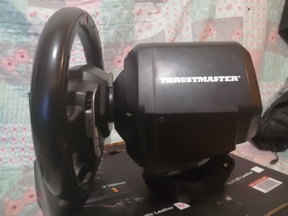 Volante Thrustmaster T248