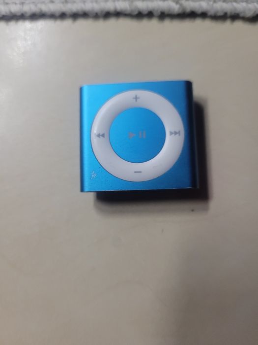 iPod Shuffle мп3 плеер