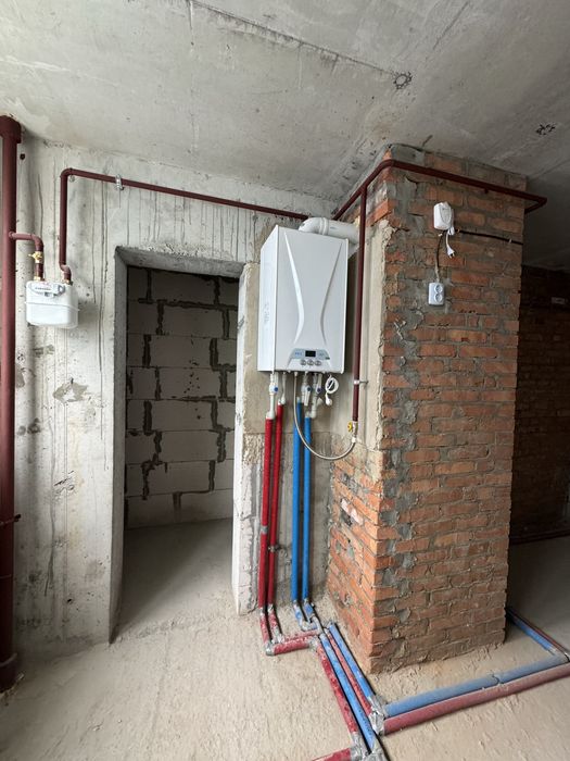 Будинок заселено! Однокімнатна квартира 35м2, Заходь на ремонт! Є Газ!