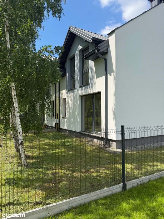 NOWE 4 pokojowe mieszkanie 69 m2 + ogród 130 m2 + 2 miejsca postojowe