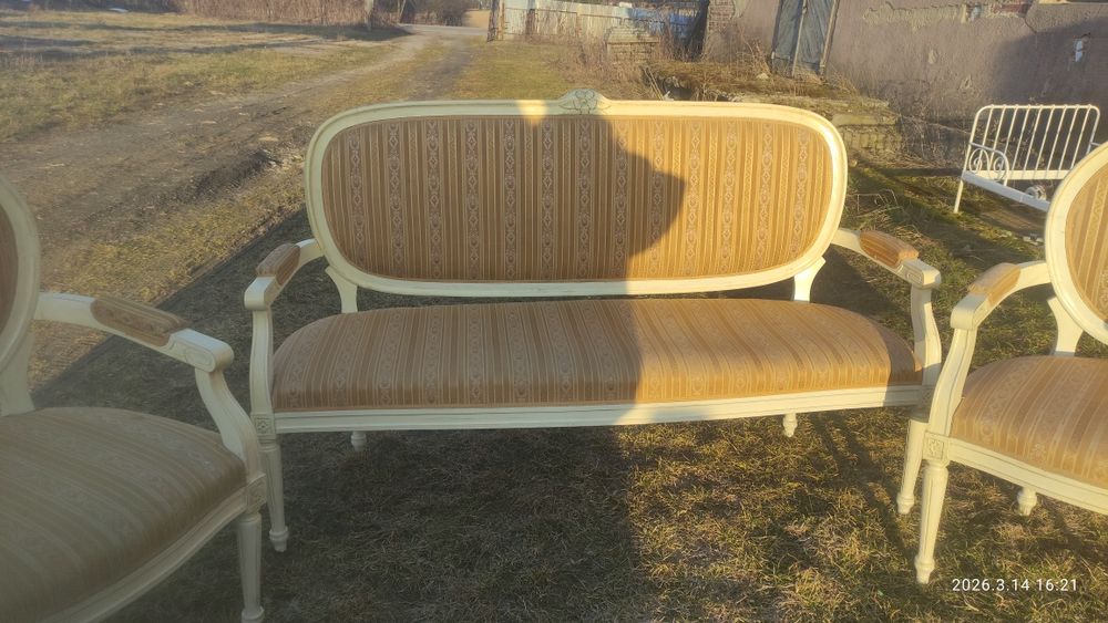 Komplet sofa plus dwa fotele