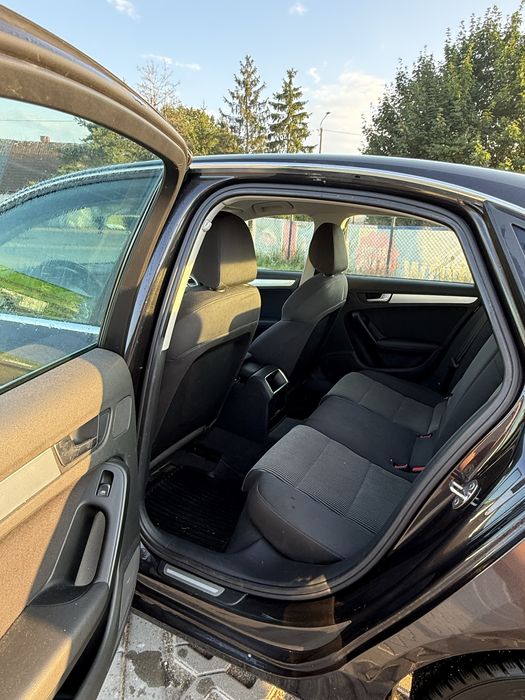 Sprzedam Audi A4b 8 w bardzo dobrym stanie