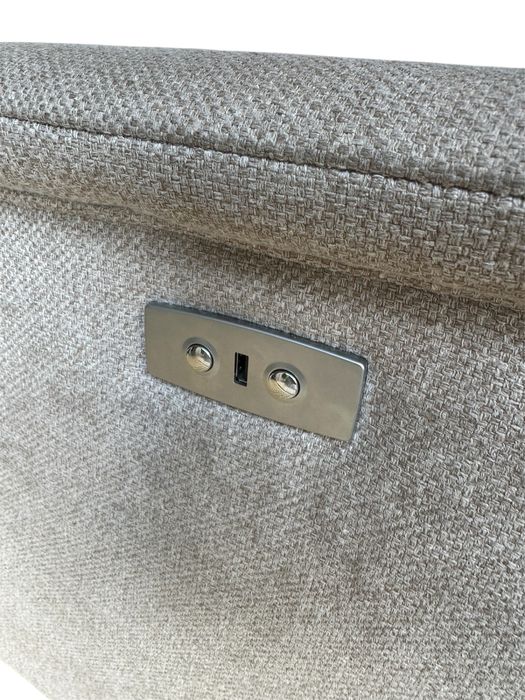 Cadeirao  geriátrico elevatorio e reclinacao
